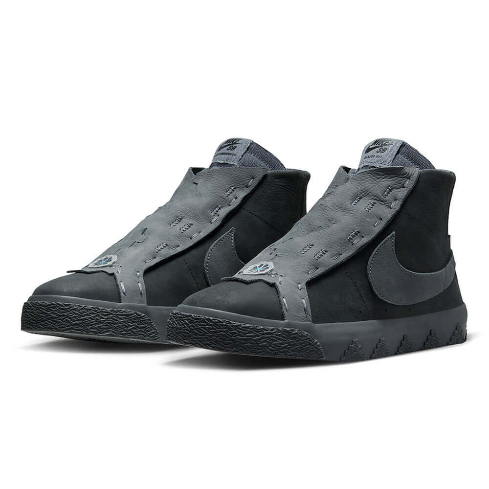 NIKE SB シューズ ZOOM BLAZER MID QS x Di'orr Greenwood FQ0792-001