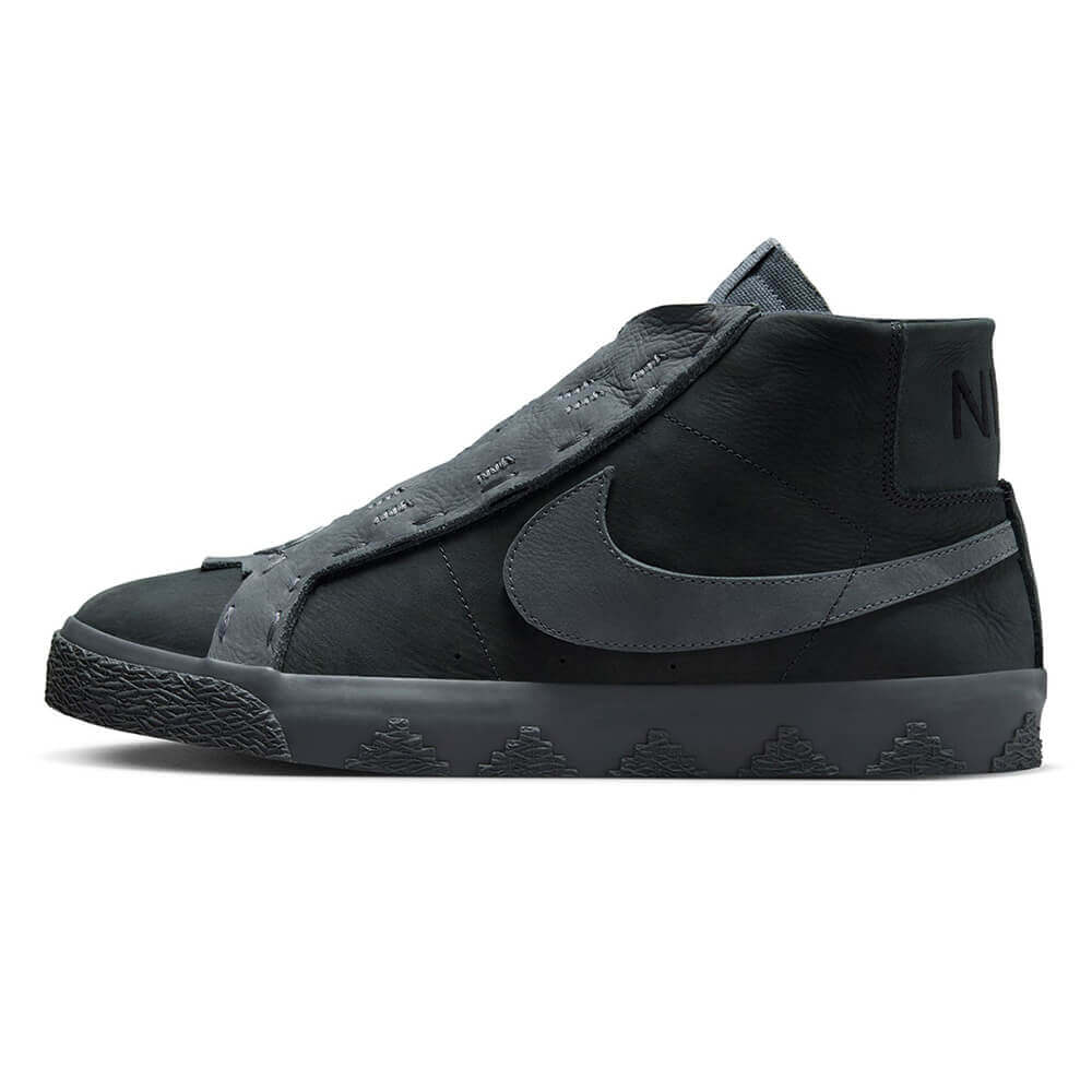 NIKE SB シューズ ZOOM BLAZER MID QS x Di'orr Greenwood FQ0792-001 06