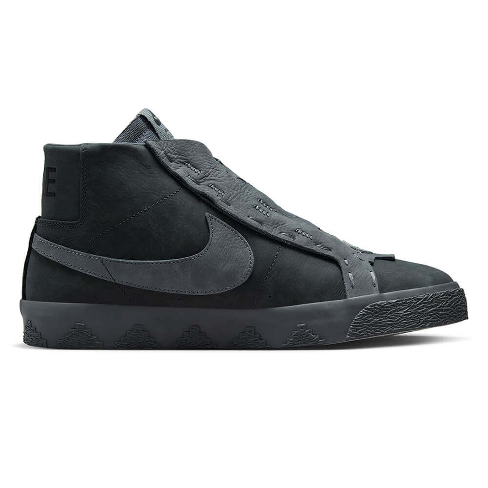 NIKE SB シューズ ZOOM BLAZER MID QS x Di'orr Greenwood FQ0792-001 07