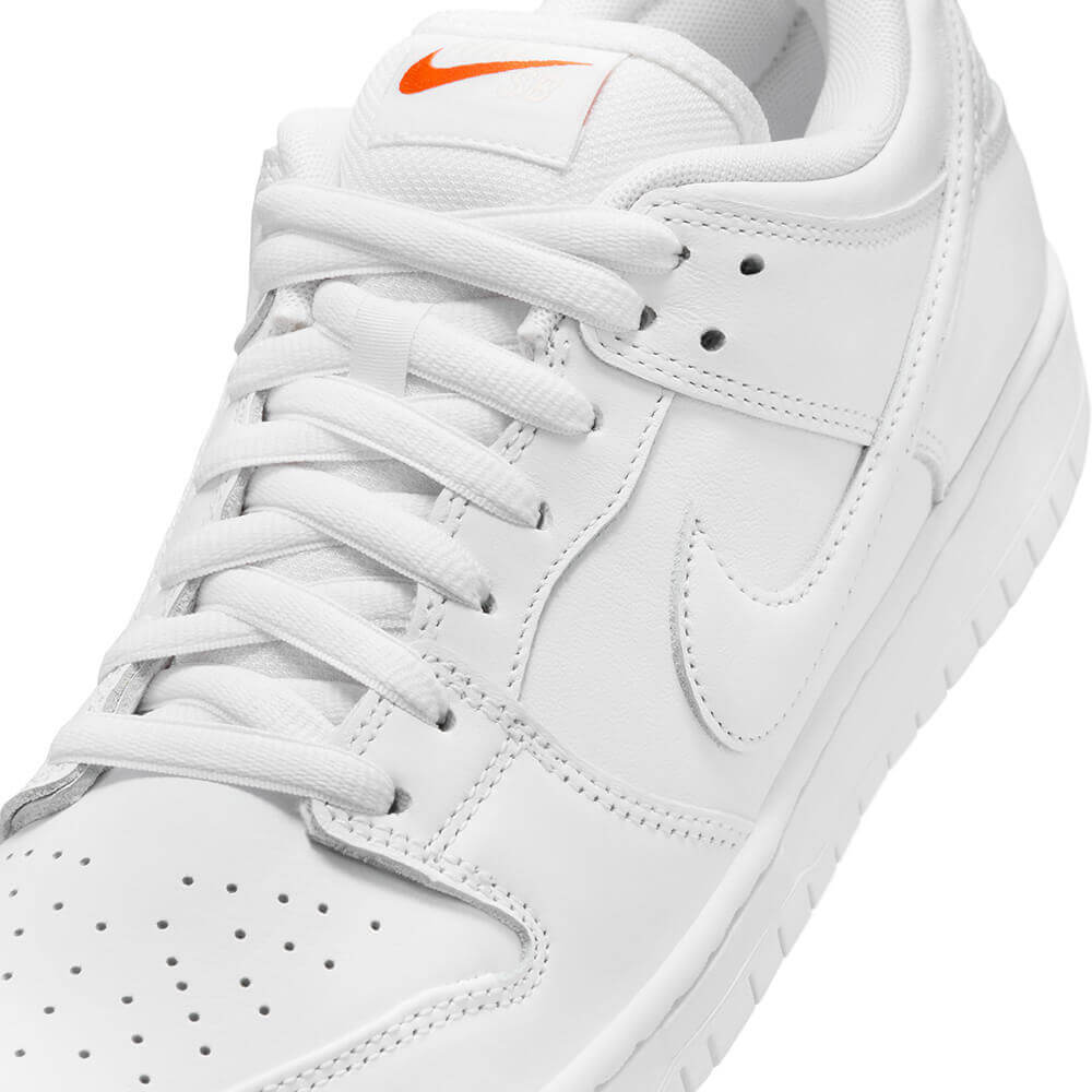 NIKE SB シューズ DUNK LOW PRO ISO WHITE/WHITE/WHITE FJ1674-100 08