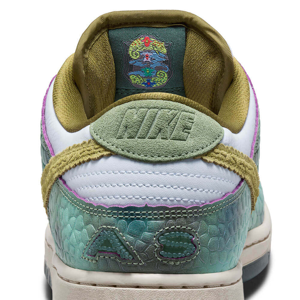 NIKE SB シューズ DUNK LOW PRO QS x "Alexis Sablone CHAMELEON" HJ3386-300 11