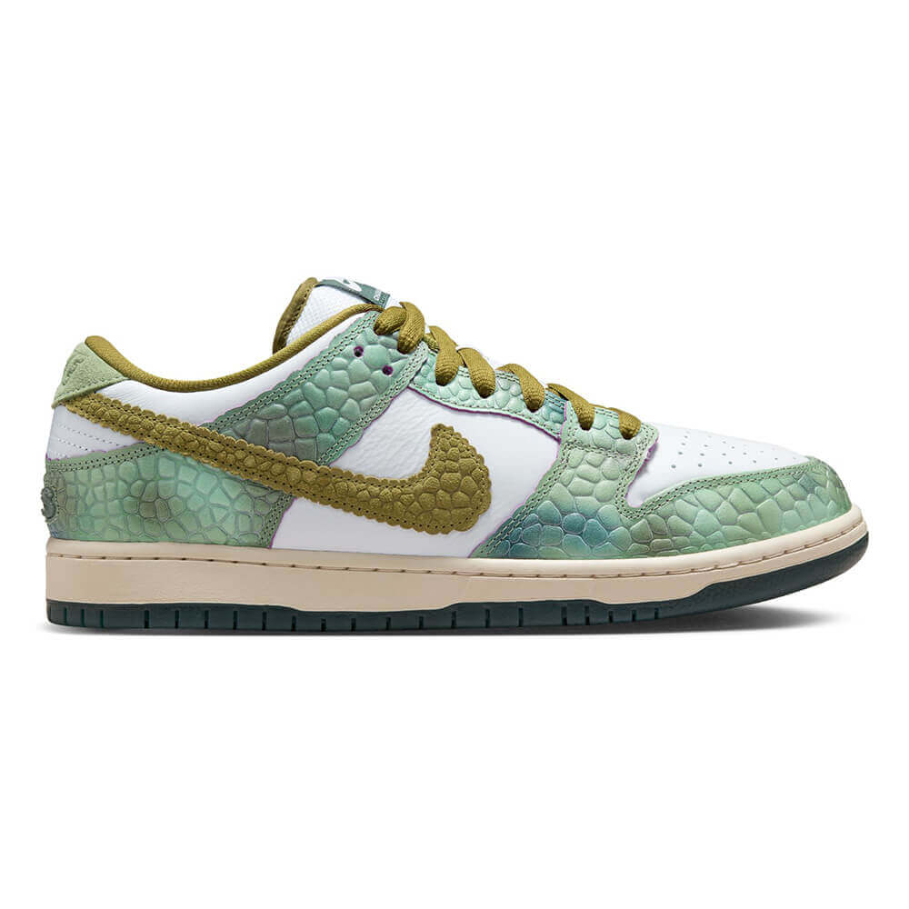 NIKE SB シューズ DUNK LOW PRO QS x "Alexis Sablone CHAMELEON" HJ3386-300 06