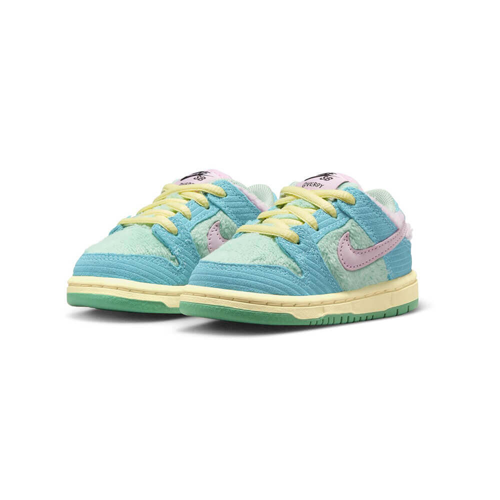 NIKE SB シューズ DUNK LOW PRO QS (TD) x "VERDY" FZ7194-400