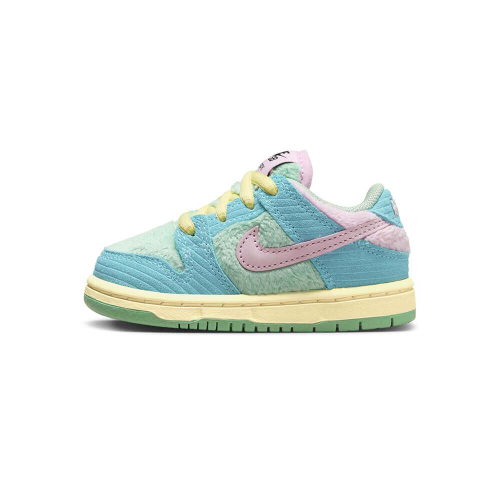 NIKE SB シューズ DUNK LOW PRO QS (TD) x "VERDY" FZ7194-400 05