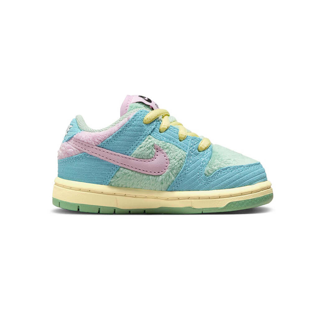 NIKE SB シューズ DUNK LOW PRO QS (TD) x "VERDY" FZ7194-400 06