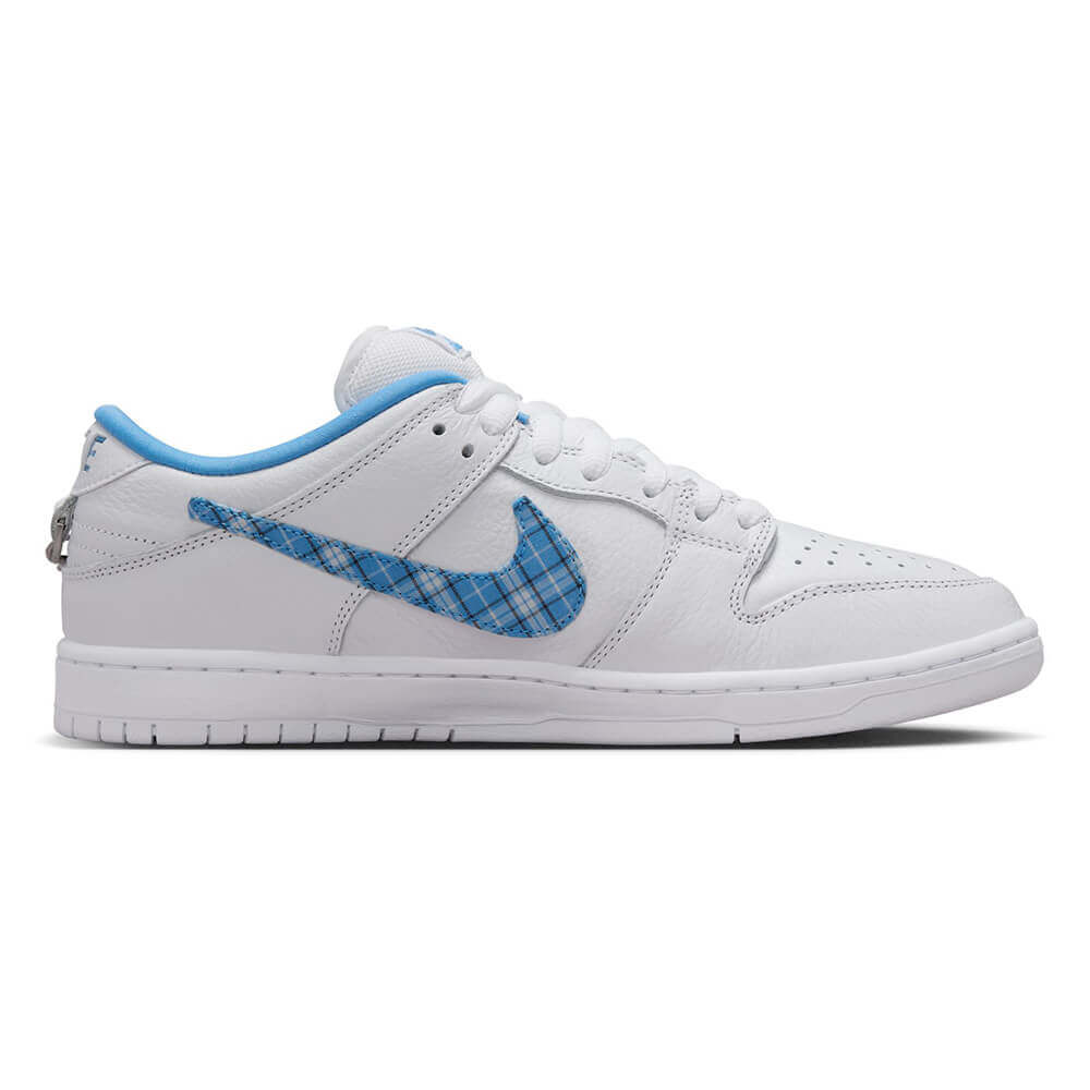 NIKE SB / DUNK LOW PRO "Nicole Hause" FZ8802-100 05