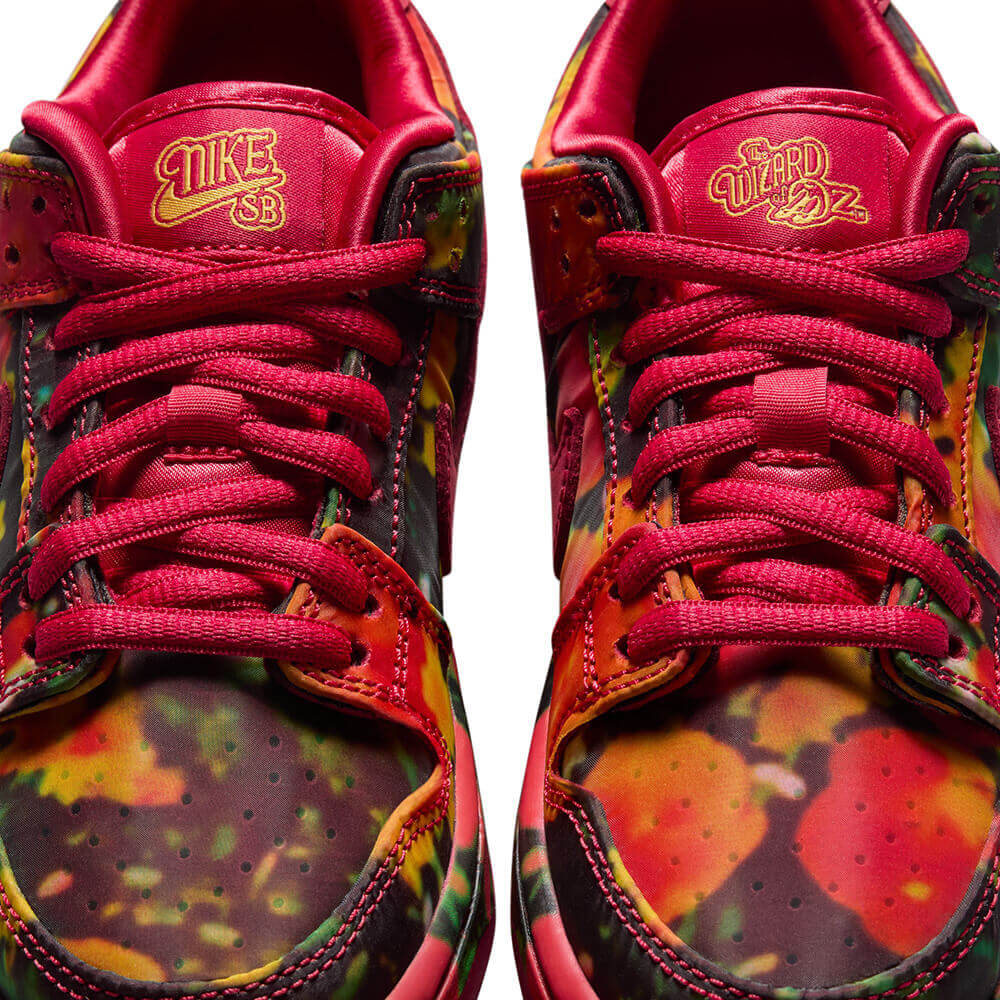 NIKE SB / DUNK LOW PRO QS (PS) x "The Wizard of Oz" FZ1236-600 10