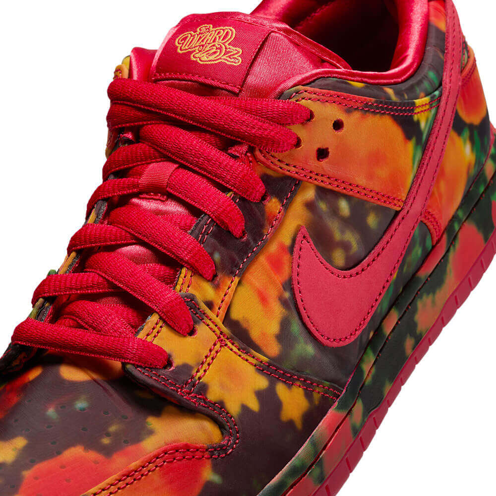 NIKE SB / DUNK LOW PRO QS x "The Wizard of Oz" FZ1291-600 09