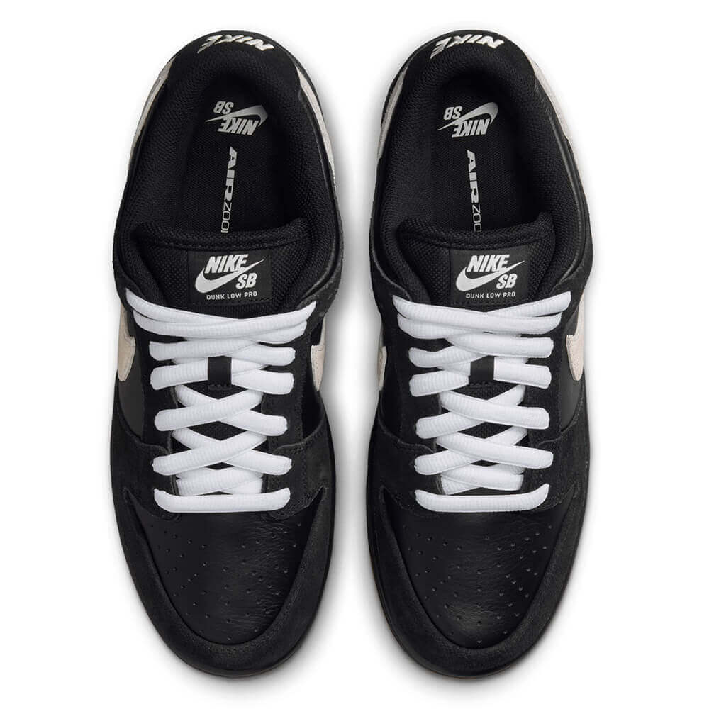 NIKE SB シューズ DUNK LOW PRO "BLACK / WHITE / GUM" HF3704-003 01